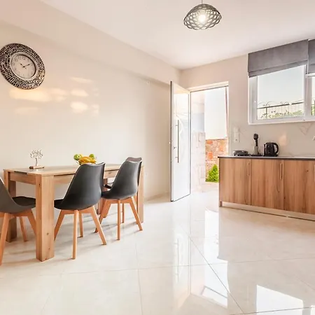 Διαμέρισμα Kelly's Sunset 2