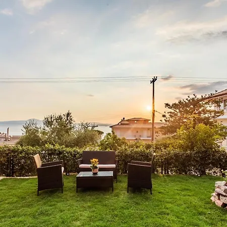 公寓 Kelly's Sunset 2 *